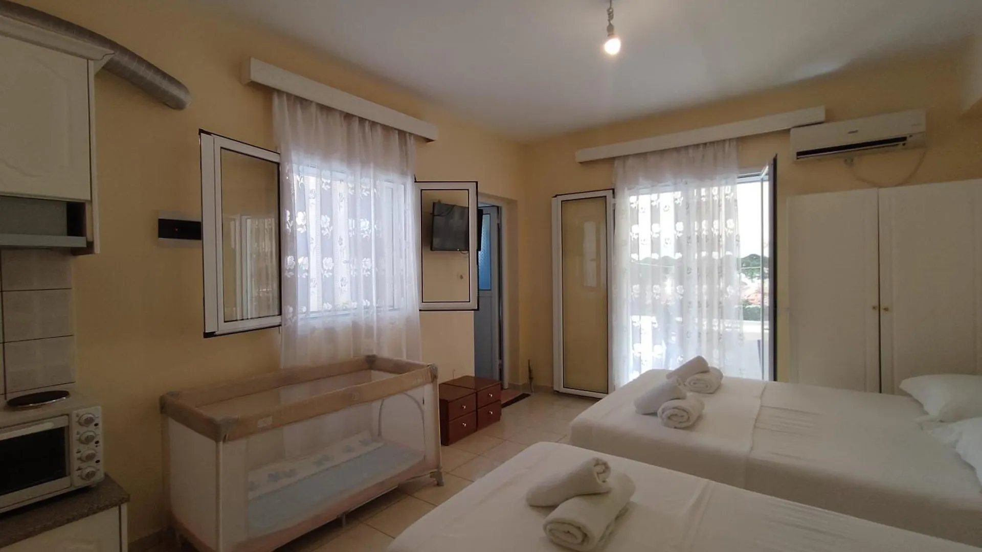 Villa Sidorela Ksamil Guest house